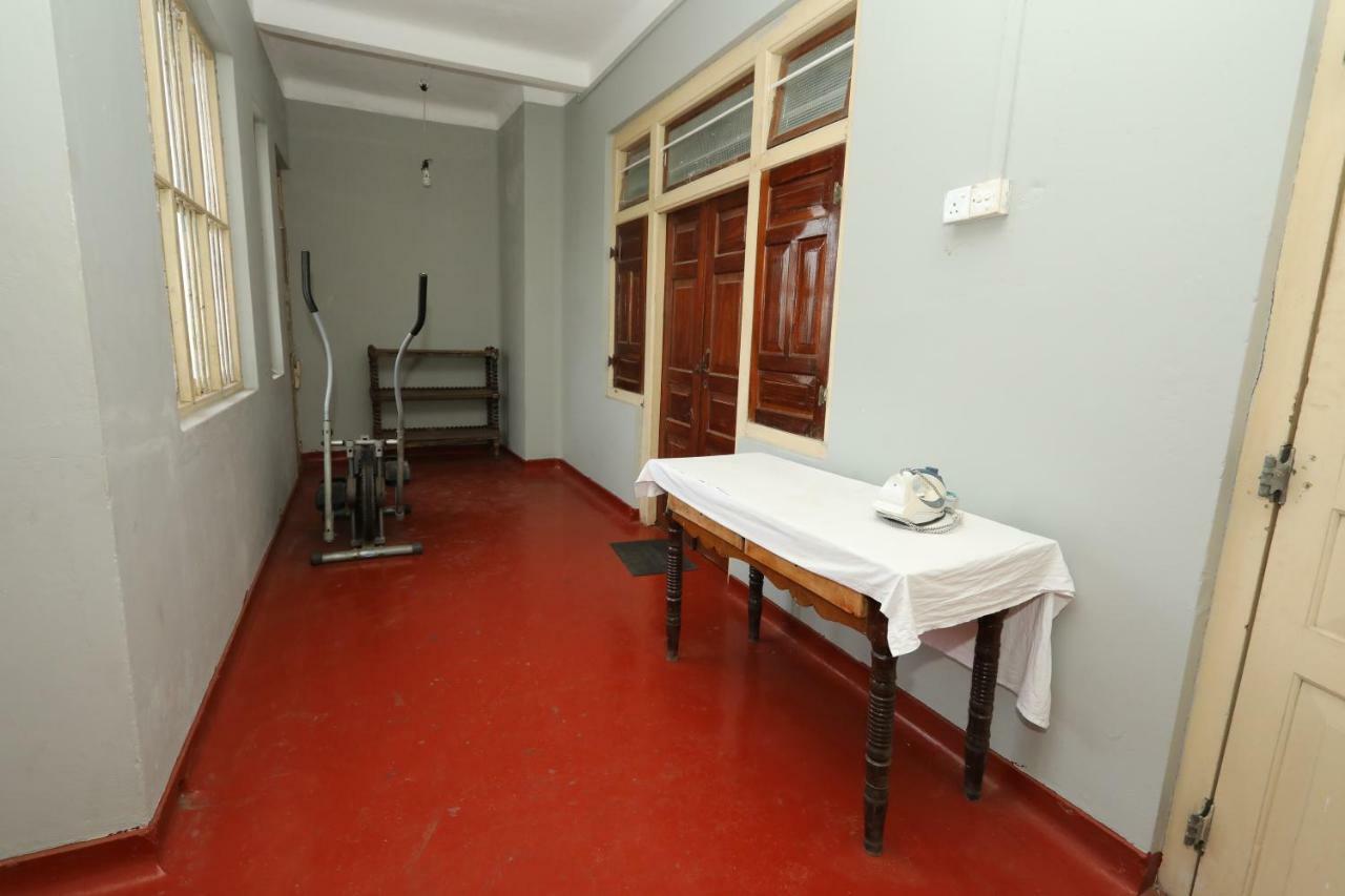 Jaffna Premier Inn Exterior photo